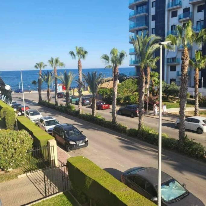 Apartament Punta Prima Торевьиа Экстерьер фото